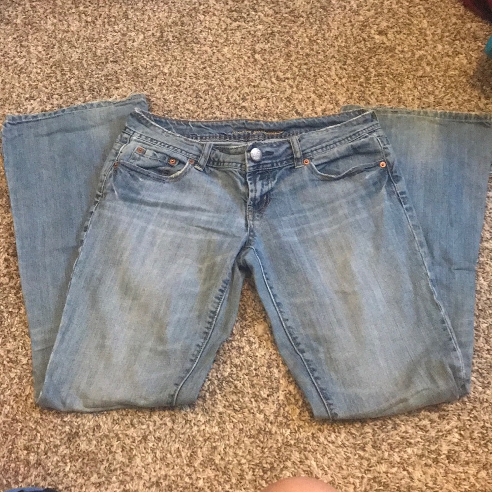 American Eagle artist Jeans